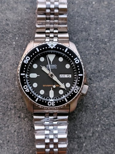 Seiko skx007 black dial - skx007,
